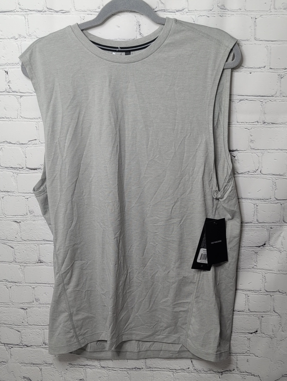 NWT Ten Thousand Durable Muscle Tee Workout Grey